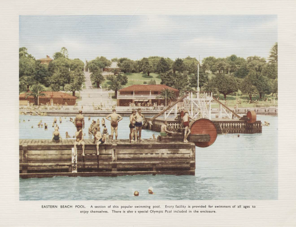 Postcard image of Eastern Beach Pool in Geelong from the pamphlet Geelong, a city of beauty and progress in Deakin's Special Collections. 