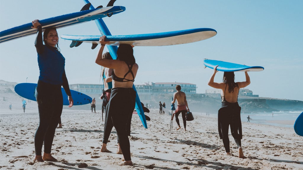 Surf school participants