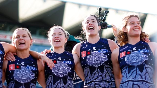 Geelong AFLW players
