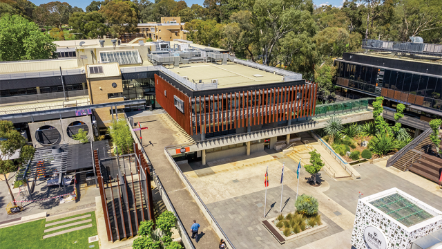 Aerial view of Waurn Ponds Campus